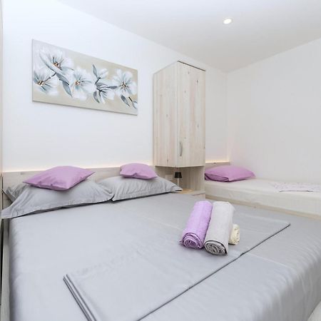 Apartmants Sestic Tučepi المظهر الخارجي الصورة
