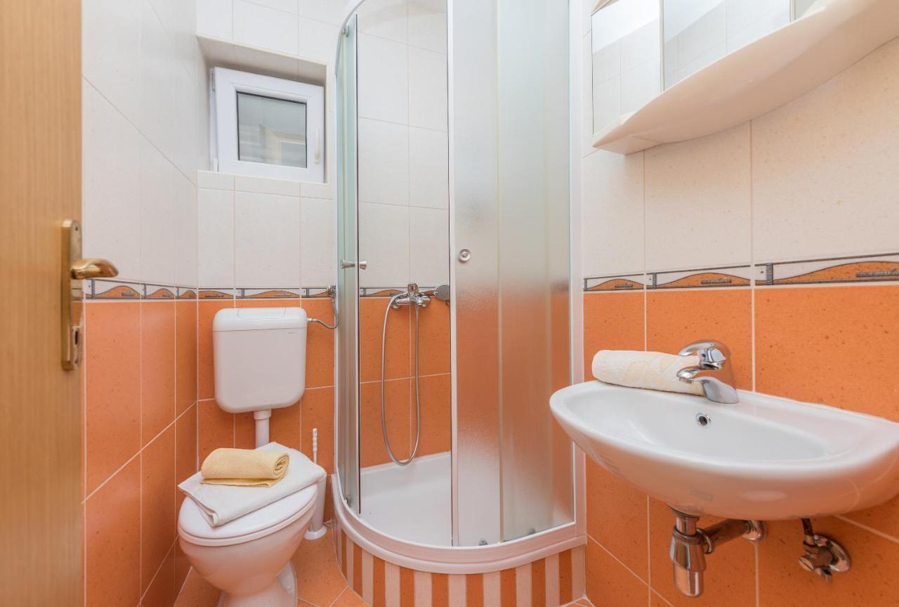 Apartmants Sestic Tučepi المظهر الخارجي الصورة